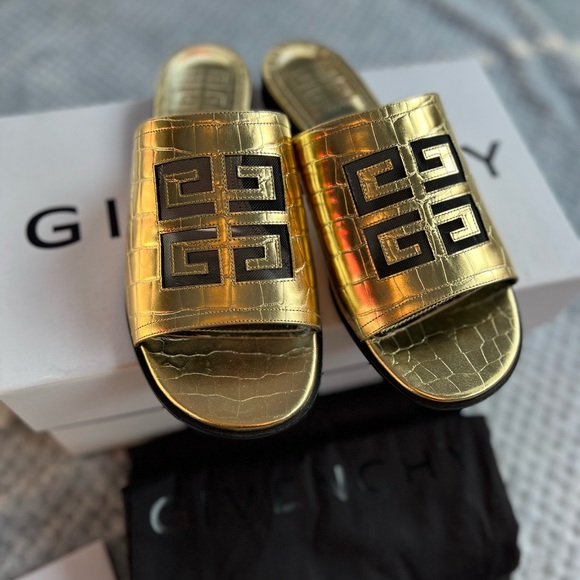 Givenchy 4G Flat Slide Mules - Picture 2 of 7